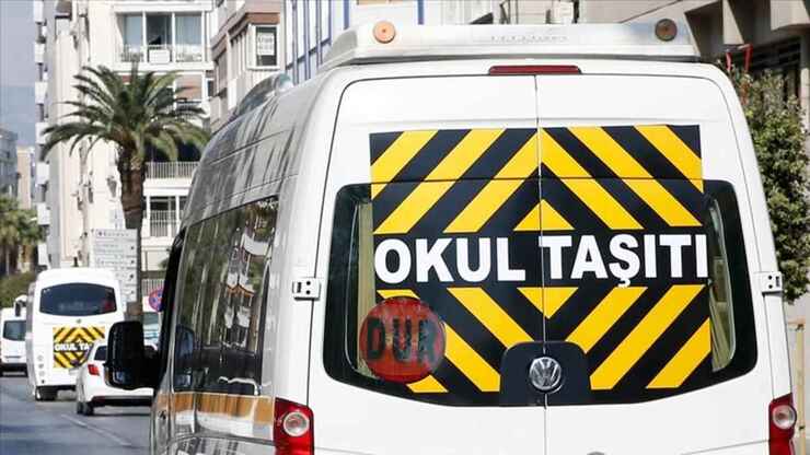 İstanbul Servisçilerden Yüzde 40'Lık Zam Talebi: Veliler Ne Yapacak?