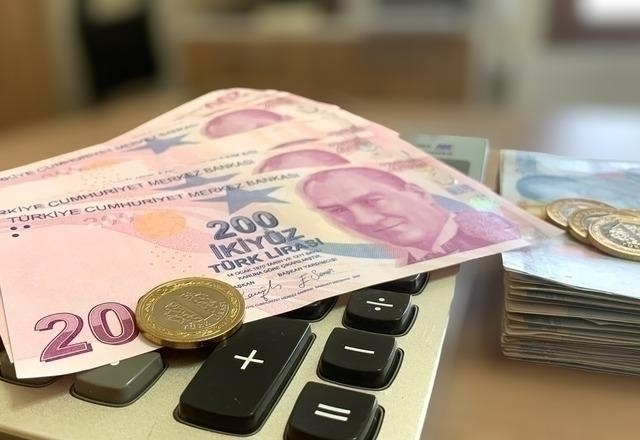 Emeklilik Sistemi Değişiyor! Çalışanlar Daha Yüksek Maaş Alacak...