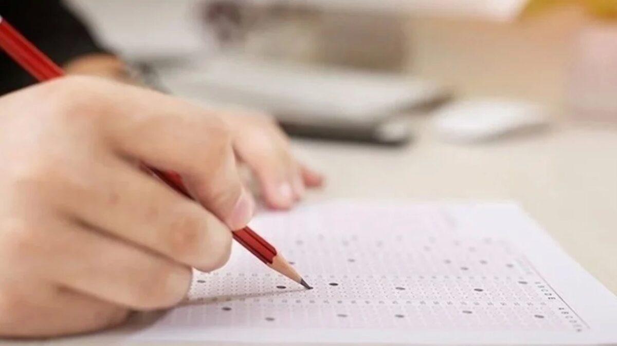Milli Eğitim Bakanı Yusuf Tekin, 2024 LGS sınavının tarihinin 2 Haziran Paz...
