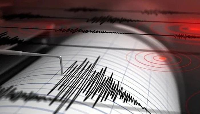 Yunanistan'da 5.0 Büyüklüğünde Deprem Meydana Geldi, İzmir'de De Hissedildi!