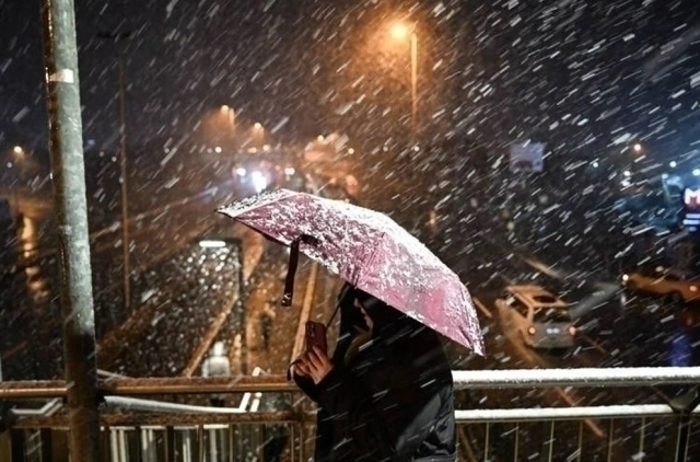 Meteoroloji Açıkladı! İstanbul'da Pazar Günü Kar Yağışı Bekleniyor...