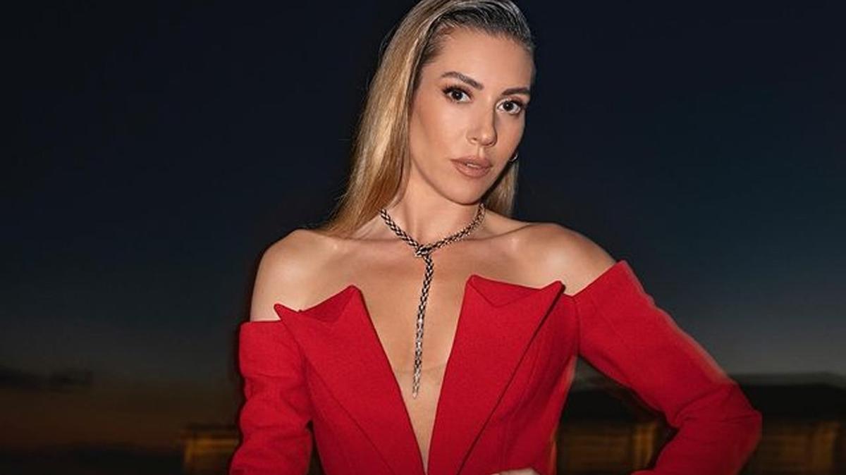 Sinem Kobal, Özel Hayatı Hakkında Çarpıcı Açıklamalarda Bulundu!