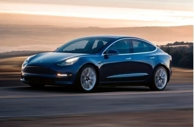 Tesla, Çin'de 1.6 Milyon Elektrikli Aracı Güvenlik Sorunu Nedeniyle Geri Çağırıyor