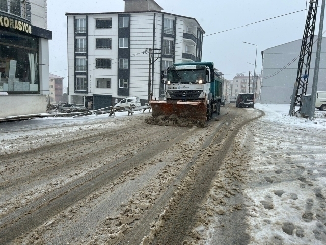 Tekirdağ'da Okullara Kar Tatili Geldi! Eğitime Ara Verildi...