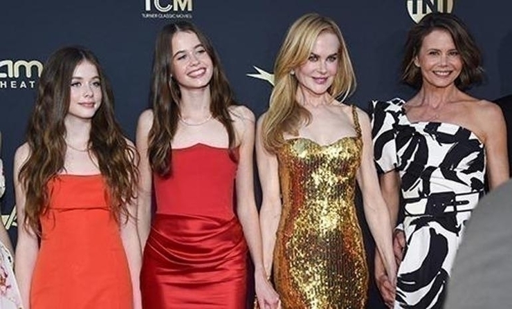 Nicole Kidman Ve Keith Urban, Kızlarıyla Birlikte Ödül Töreninde Boy Gösterdi