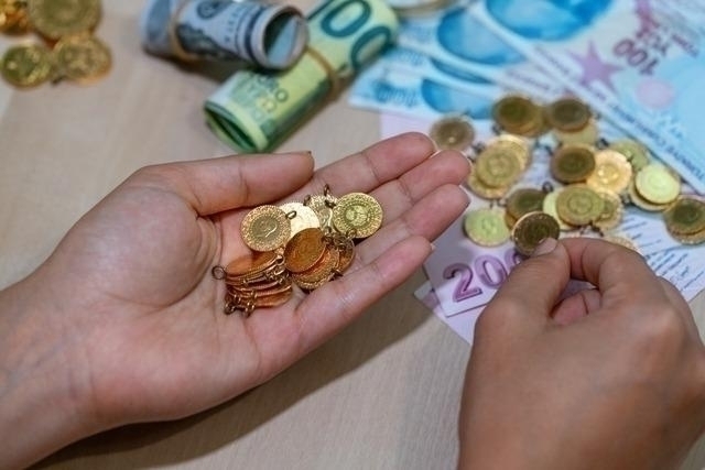 Altın Fiyatlarındaki Yükseliş Devam Ediyor: Uzmanlar 3.000 Dolara Kadar Çıkabileceğini Öngörüyor