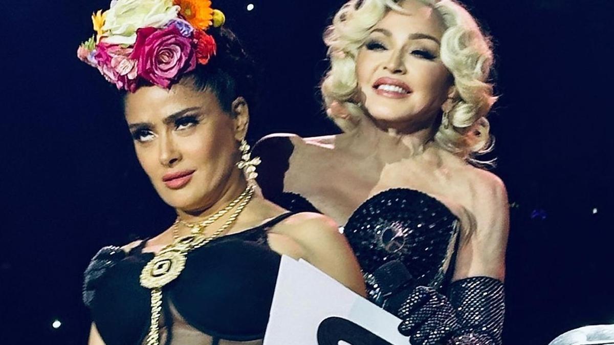 Madonna'nın Sürpriz Sahne Arkadaşı: Selma Hayek