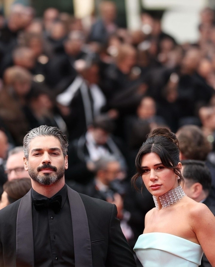 Şükrü Özyıldız'ın Sevgilisi Sibil Çetinkaya, Cannes'da Göz Kamaştırdı