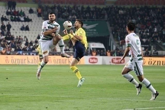 Fenerbahçe, Konyaspor Deplasmanında Beraberlikle Yetindi