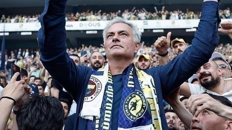 Jose Mourinho'nun Fenerbahçe'de Kullanacağı Diziliş Belli Oldu – Mourinho'nun Tercihleri İncelemesi