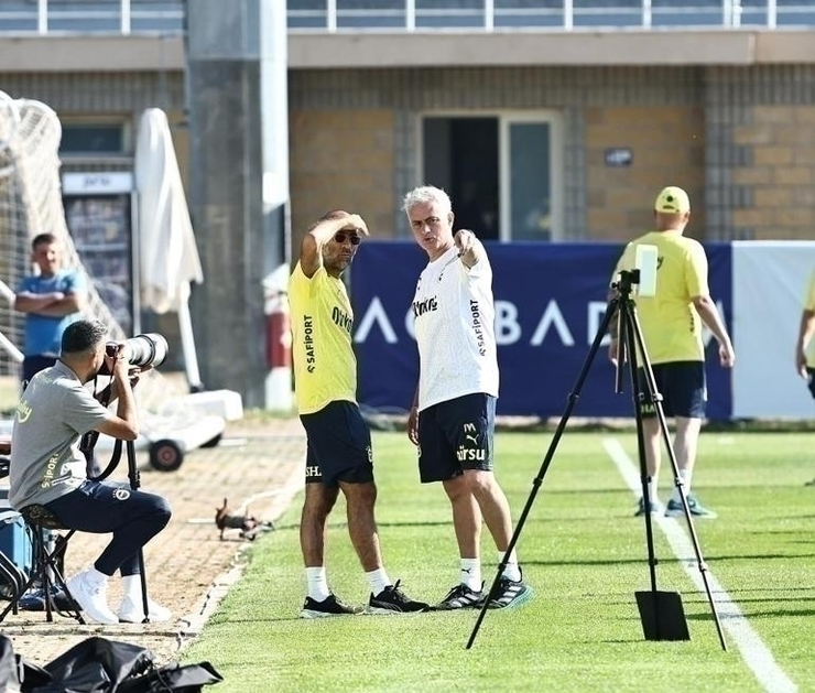 Mourinho'nun Elindeki Dosya Ve Takımın Hazırlık Süreci!