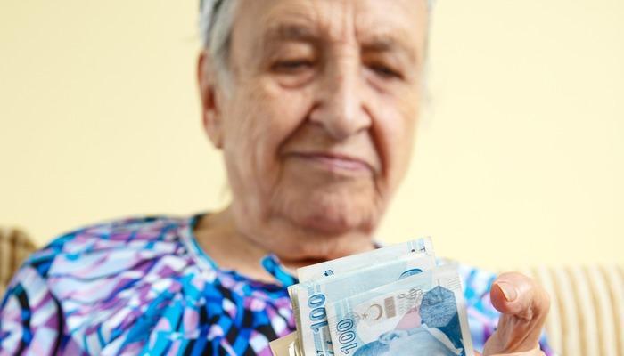 Emekliler için Temmuz 2024 maaş zammı öncesi en düşük emekli maaşında değiş...