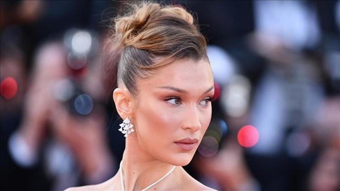 Bella Hadid, reklamdan çıkarılmasının ardından Filistin’e desteğini ve tepkisini açıkladı