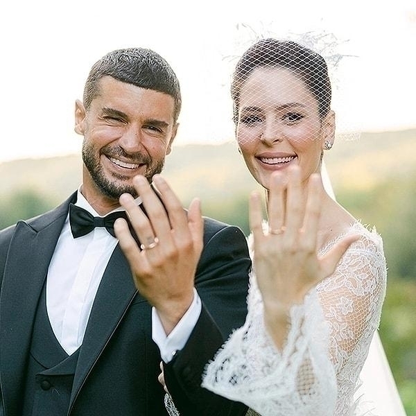 Yıldız Çağrı Atiksoy Ve Berk Oktay Kızları Mira Milena'nın Doğum Gününü Kutladı!