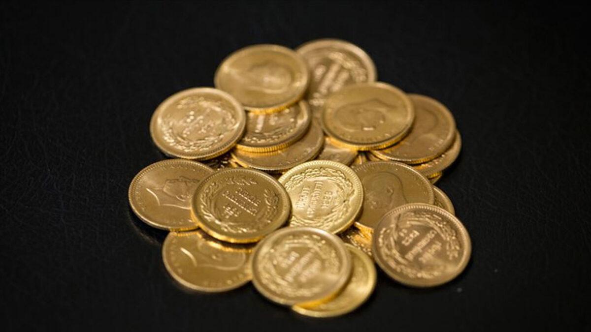 Altının gram fiyatı, ons fiyatındaki yükselişe paralel olarak dün 2.449 lir...