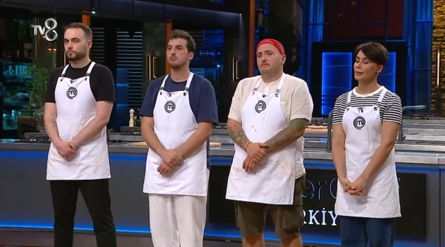 MasterChef Türkiye'de Kaan'ın hindi yemeği şeflerden tam not aldı, Kerem kazandı