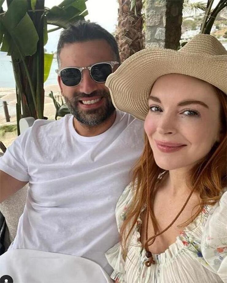 Lindsay Lohan Skandallarla Dolu Geçmişini Geride Bırakarak Yeni Bir Hayata Adım Attı