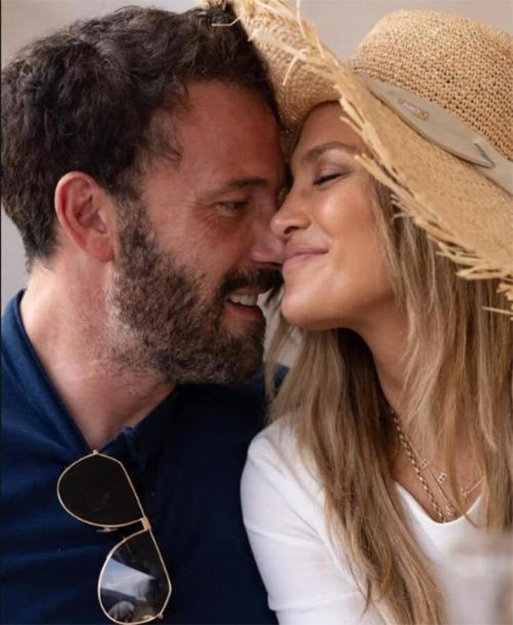 Jennifer Lopez ve Ben Affleck'in Boşanma Süreci Başladı, Evlilikleri Kısa Sürede Sona Erdi