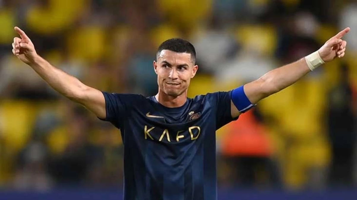 Cristiano Ronaldo'nun YouTube Kanalı "UR Cristiano" Bir Milyon Abone Hedefini Geçti!