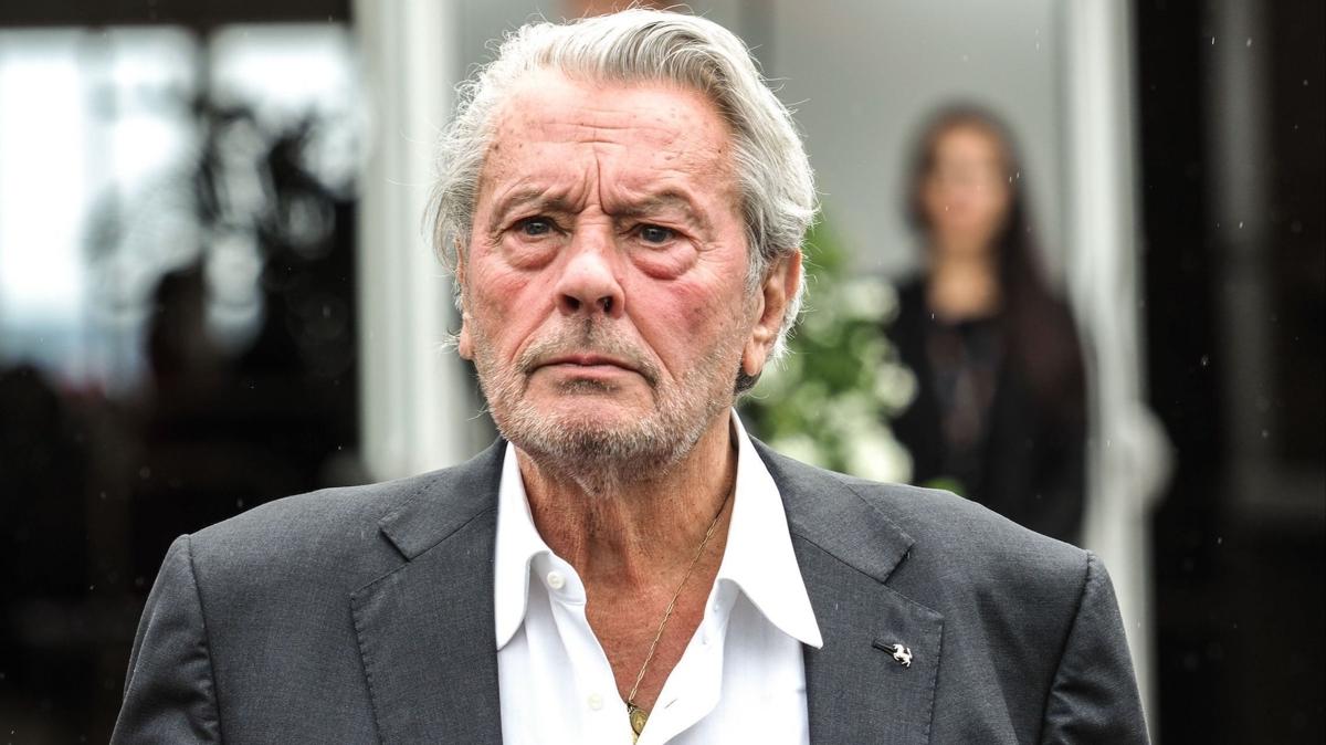 Ünlü Fransız Aktör Alain Delon'un Gerçek İsmi Alain Fabien Maurice Marcel Delon Olarak Açıklandı