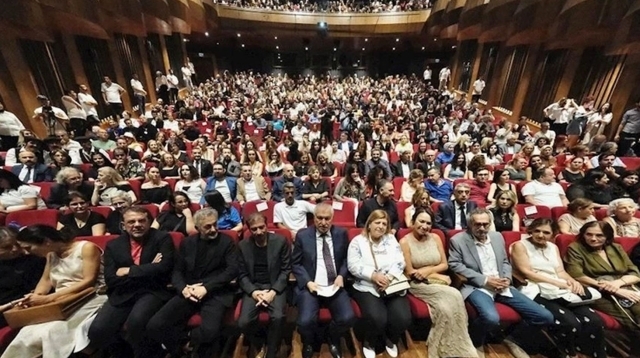 Altın Koza Festivali'nde Levent Özdilek ve Mehmet Aslantuğ'un Soğuk İlişkisi Gündem Oldu