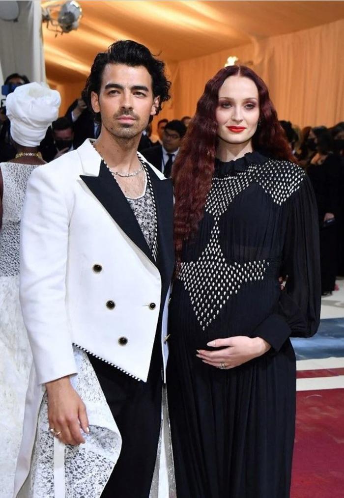 Sophie Turner ve Joe Jonas evliliklerini dostane bir şekilde sonlandırdı, boşandılar