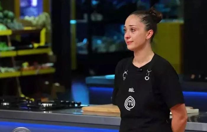 MasterChef Beril, eleme sonrası duygusal veda ile yarışmaya veda etti!