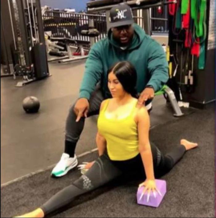 Cardi B, Doğumdan Sadece 8 Gün Sonra Spor Salonuna Gitti, Eleştirileri Yanıtladı