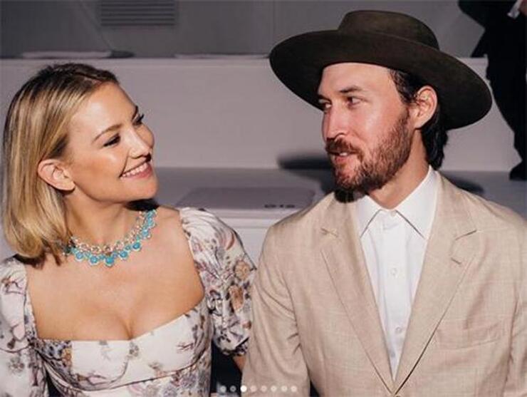 "Kate Hudson Gelin Düşleriyle Akşam Yemeğine Katıldı, Evlilik Hazırlıkları Başladı!"