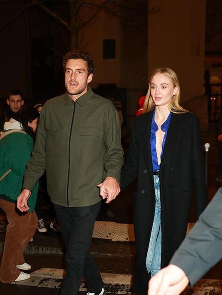 Sophie Turner, boşanma sürecinin zorluklarını ve bekar anne olmanın getirdiklerini anlattı