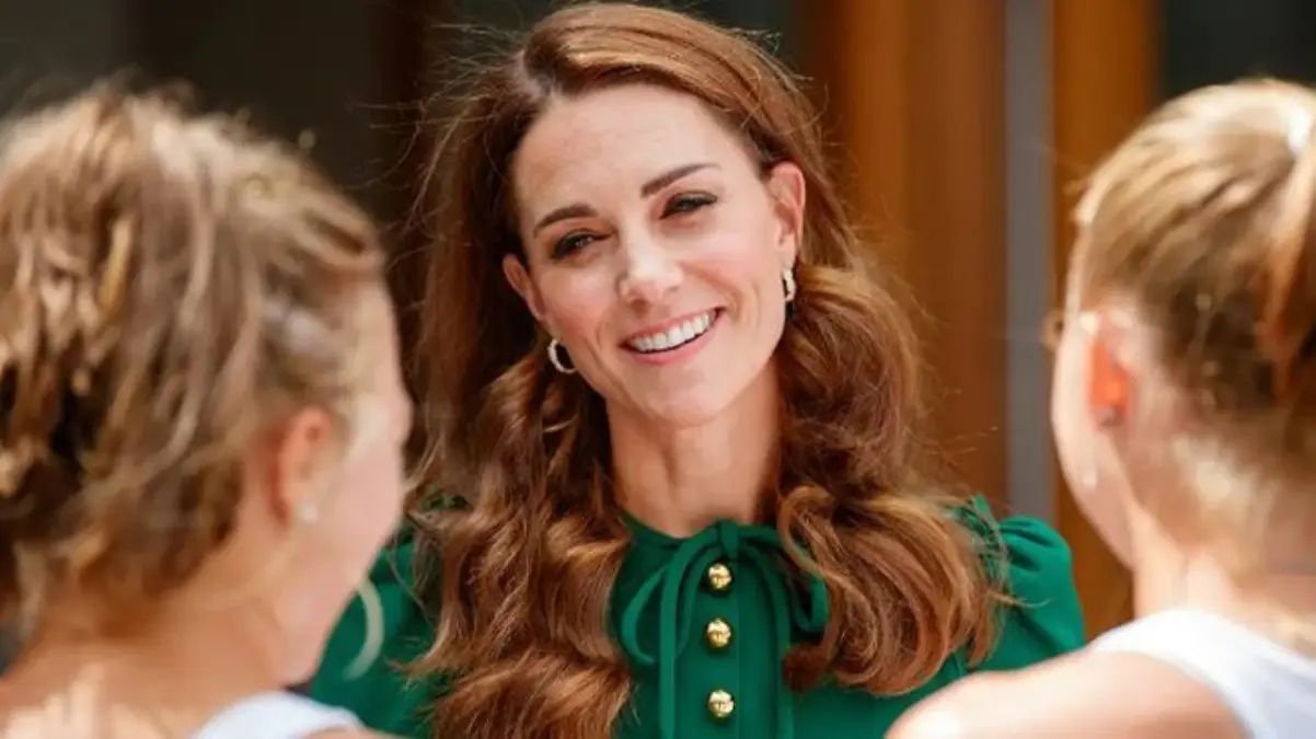 Kemoterapi Tedavisini Tamamlayan Kate Middleton, Halka Açık Etkinliğe Katıldı