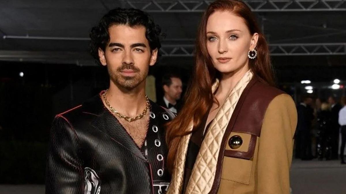 Sophie Turner ve Joe Jonas evliliklerini dostane bir şekilde sonlandırdı, boşandılar