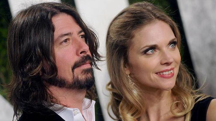 Dave Grohl'ün Evlilik Dışı Çocuk İtirafı: Eşi Jordyn Güveni Kaybetti, Affedilmeyi Umuyor