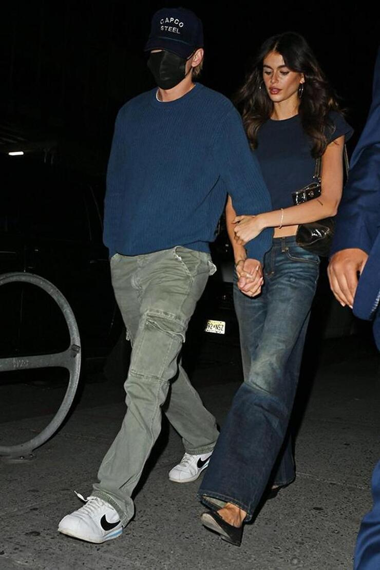 Genç Aşıklar Kaia Gerber ve Austin Butler Ayrılık Söylentilerini Çürüttü, El Ele Görüntülendi