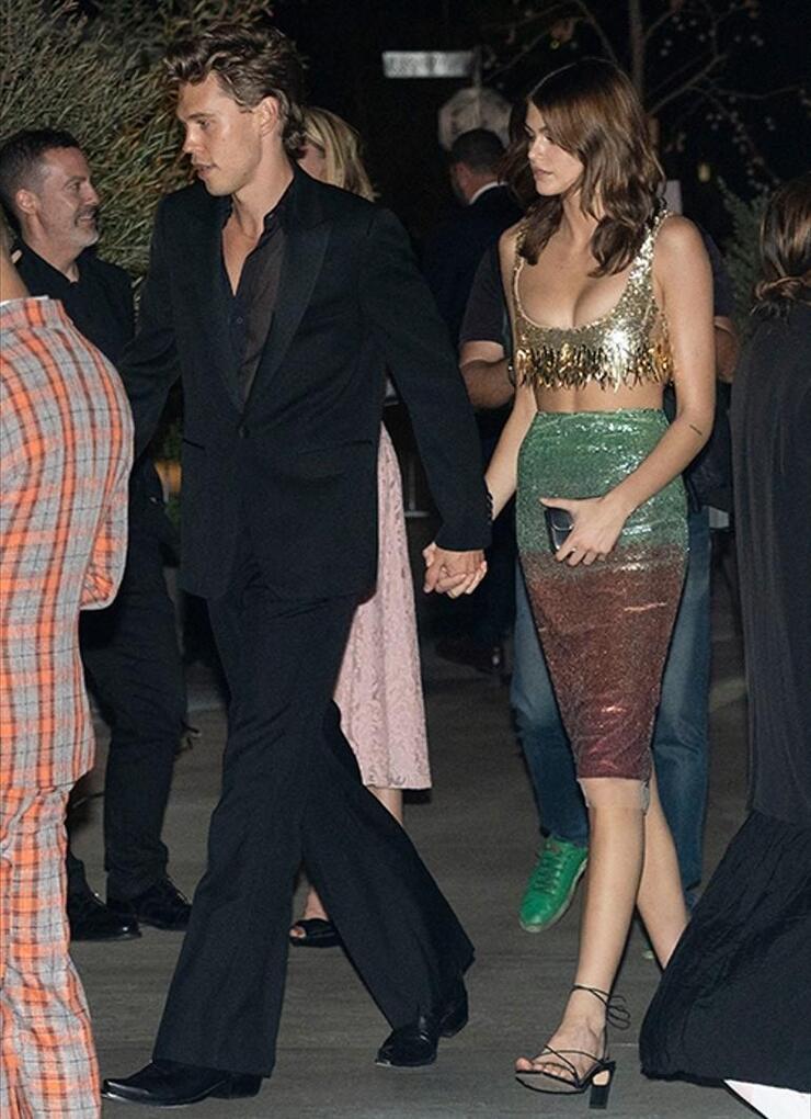 Genç Aşıklar Kaia Gerber ve Austin Butler Ayrılık Söylentilerini Çürüttü, El Ele Görüntülendi