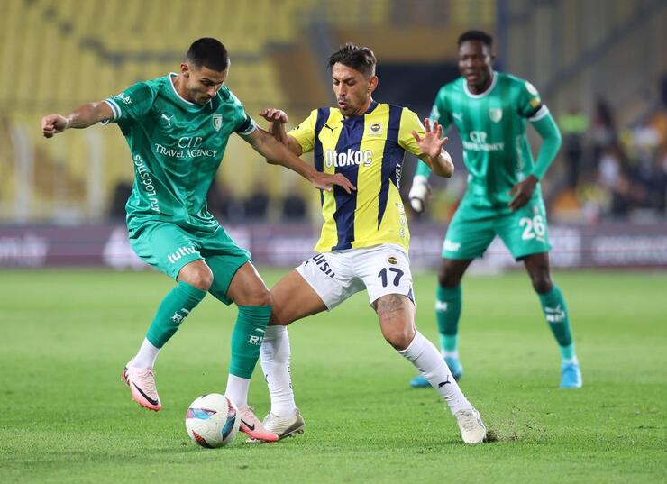 Fenerbahçe Kadıköy'de Bodrum FK'yi 2-0 ile geçti, Cumhuriyet coşkusu yaşandı!