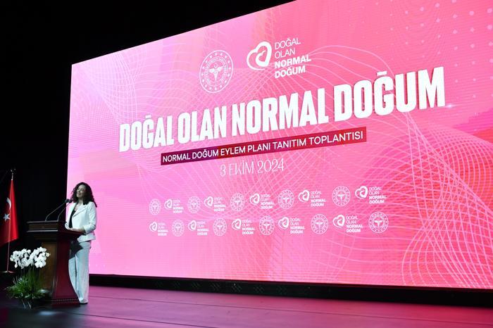 Azra Akın Normal Doğum Eylem Planı Toplantısı'nda Deneyimlerini Paylaştı