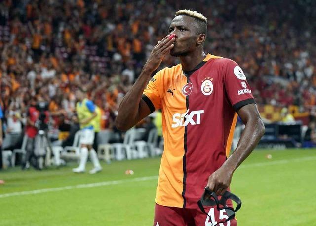 Arsenal, Galatasaray'ın yıldızı Victor Osimhen için transfer girişimlerinde bulunuyor!