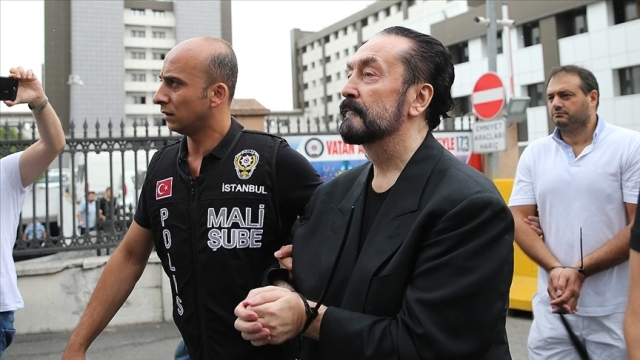 Adnan Oktar'ın Silahlı Suç Örgütü Malvarlığı 2 Milyar Lira ile Devlete Geçti