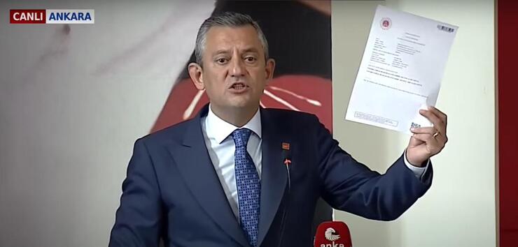 Özgür Özel'den Erdoğan'a Tepki: Teşekkürler Yanlış Zeminlerde Yapıldı!