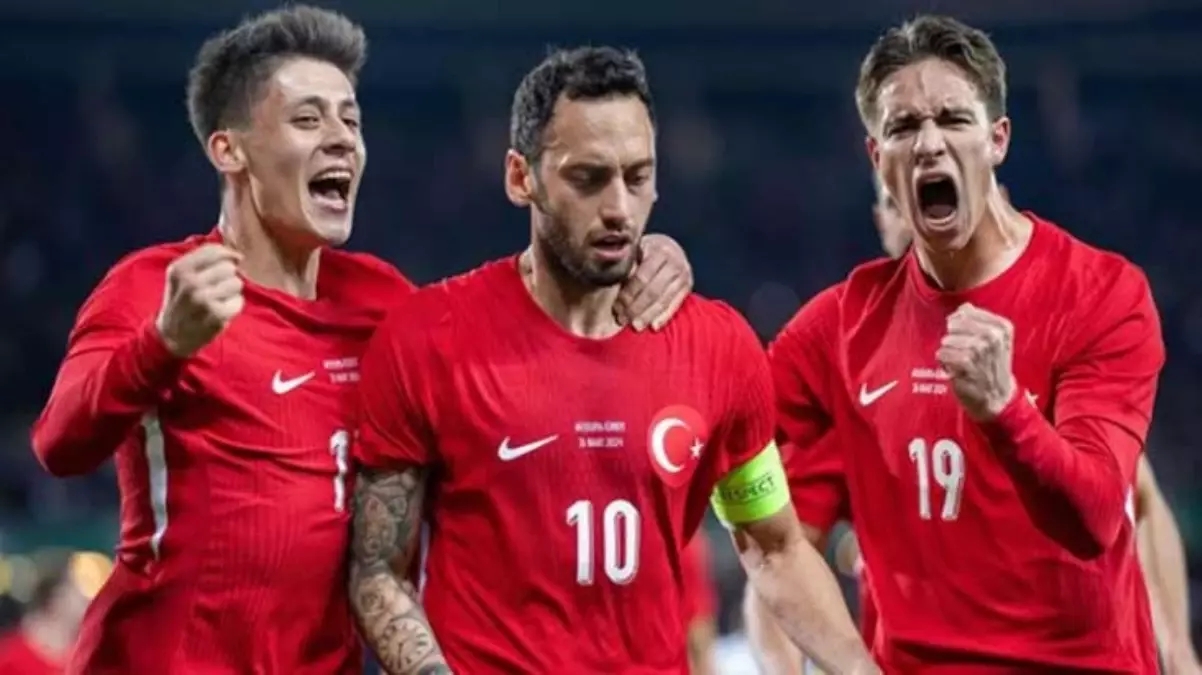 Hakan Çalhanoğlu İçin Bayern Münih'ten 50 Milyon Euro Teklif İddiası Ortaya Atıldı