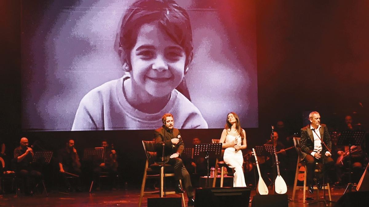 Halk Müzikleri Festivali'nin kapanış gecesinde Yavuz Bingöl, Elif Buse Doğan...