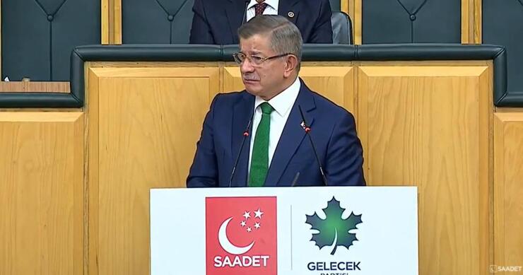 Ahmet Davutoğlu, TBMM'de gözyaşları içinde 5 kardeşin ölümü üzerine isyan etti