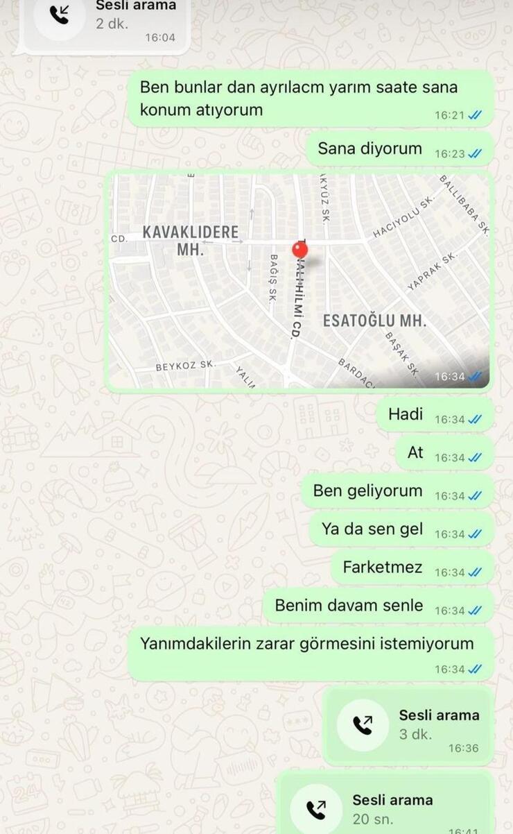 TikTok Fenomenleri Cansum Şener ile Çağlayan Yıldırım Sokak Ortasında Kavga Etti!