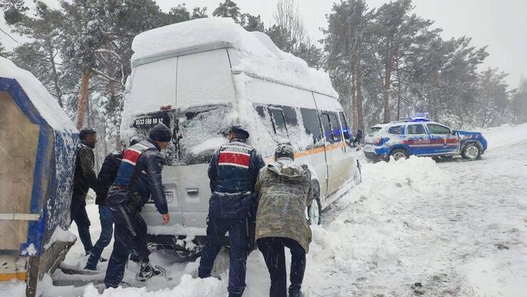 Son Dakika: 13 Kente Turuncu, 25 Kente Sarı Hava Durumu Uyarısı ile Kötü Koşullar Geliyor