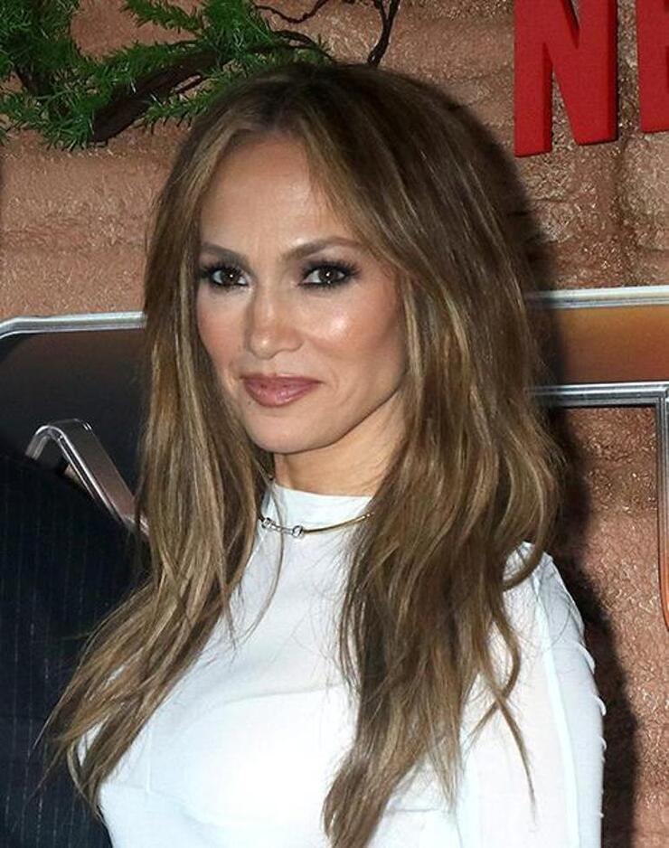 "Jennifer Lopez'in Evlilik Yıkımı: Duygusal Acıyı Çocuklarından Saklama Mücadelesi"