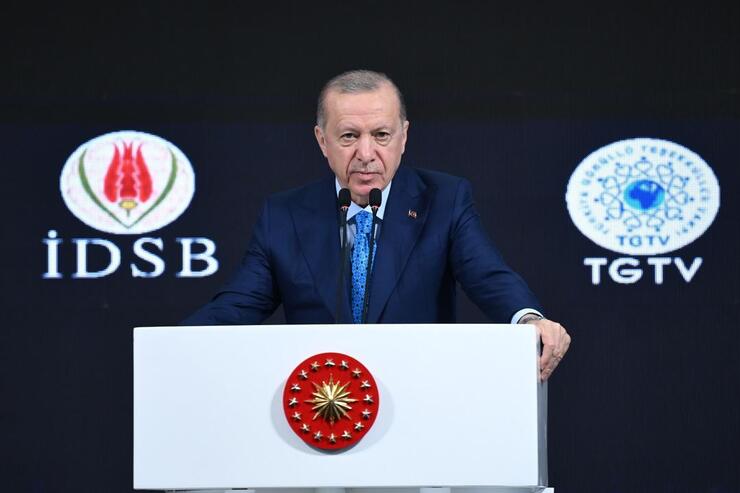 Erdoğan: Aile Kurumu Tehdit Altında, Aşağılık Fikirler Etrafımızı Sardı