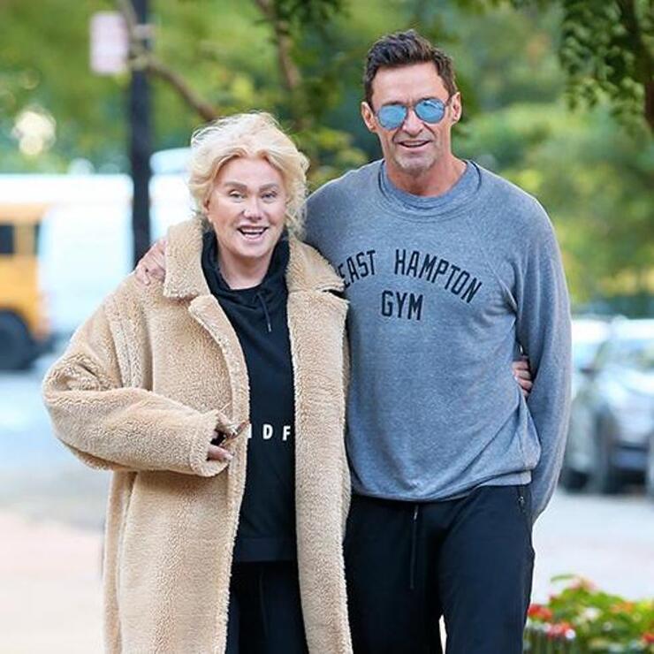 Hugh Jackman’ın Evlilik Krizi: Halı Sohbetleriyle Gelişen İlişki ve İddialar Ortaya Çıktı