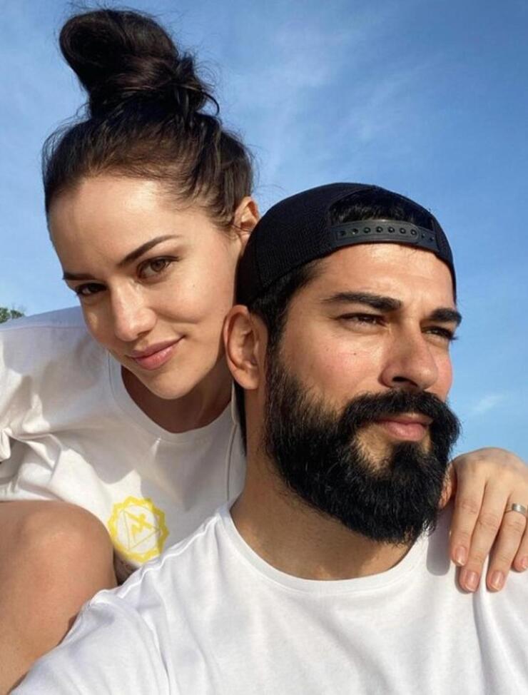 Fahriye Evcen ve Burak Özçivit'in Gayrimenkul Yatırımları ve Sosyal Medya Kazançları Şaşırttı