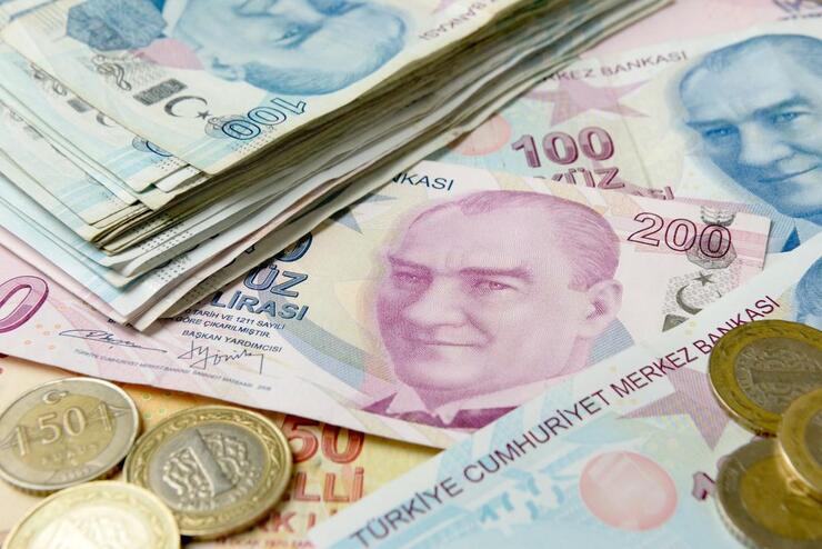 Altın Düşüşe Geçti, Dolar Endeksi Yükseldi: Ekonomistten Önemli Uyarılar Geldi!